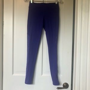 Purple ivivva leggings with quilted sides